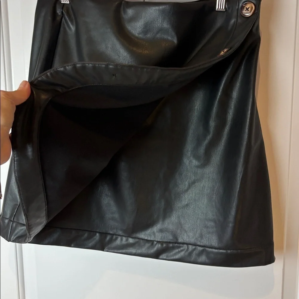 Sabrina Lauren Faux Leather Faux Wrap Mini Skirt Black Sz L NWT